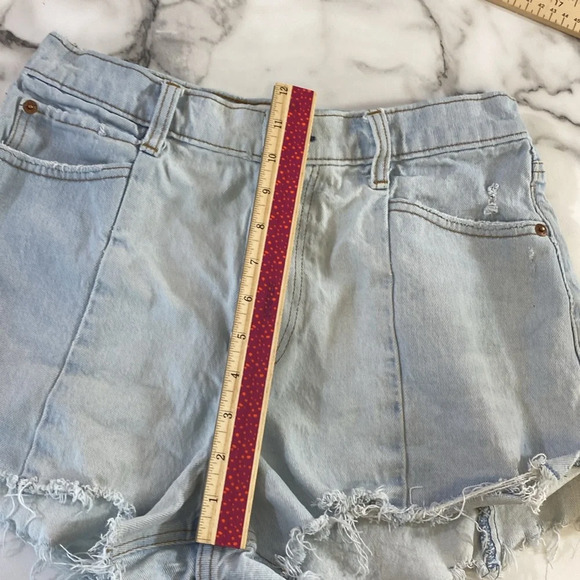 Abercrombie & Fitch The Cutoff Shorts Womens Sz 27 4 Blue High Rise Denim Frayed - Picture 7 of 9